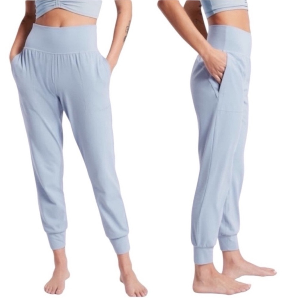 Athleta Light Cloud Blue Powervita Salutation High Rise Jogger Size Small